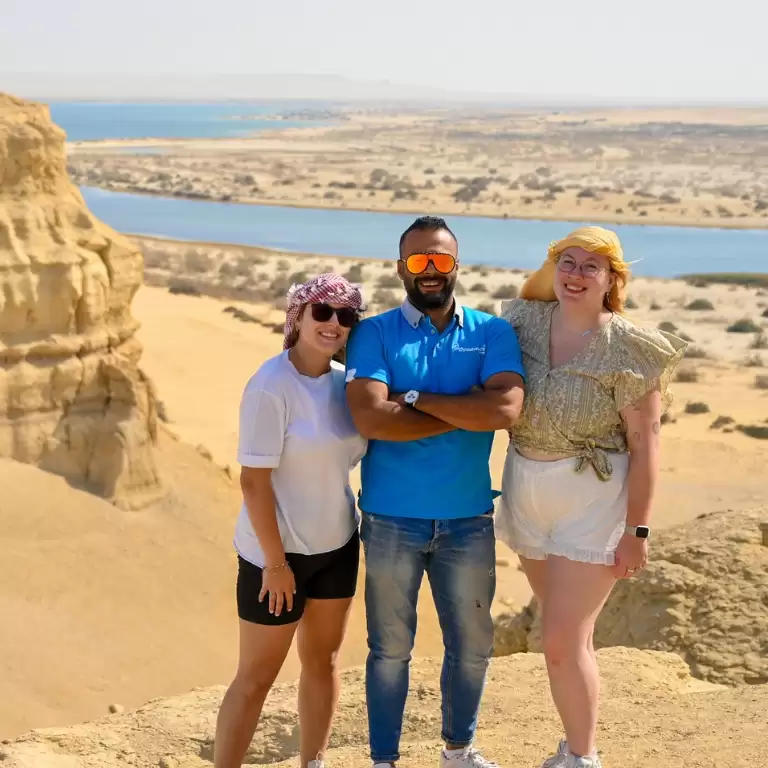 From Cairo: 4x4 Desert Safari with Sandboarding, Camel Ride, Magic Lake, and Lunch