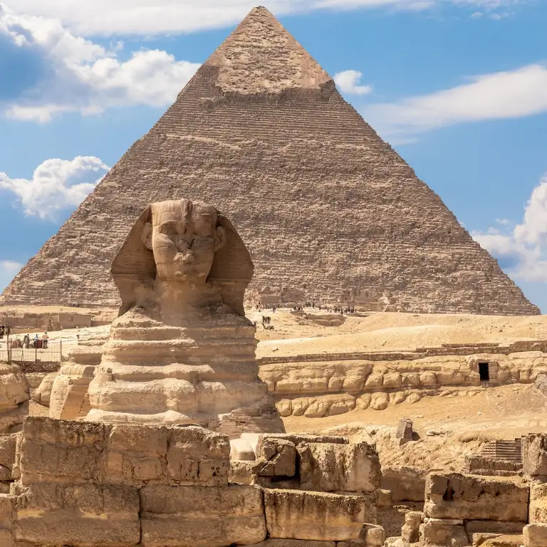From Hurghada: Full-Day Cairo Tour of Pyramids, Sphinx and Museum