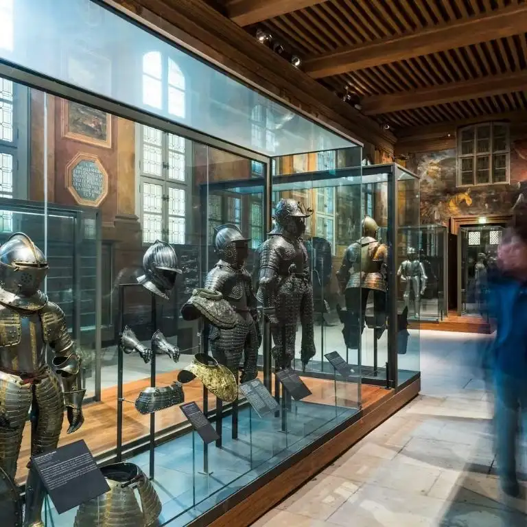 Musée de l'Armée - Les Invalides & Napoleon's Tomb: Entry Ticket