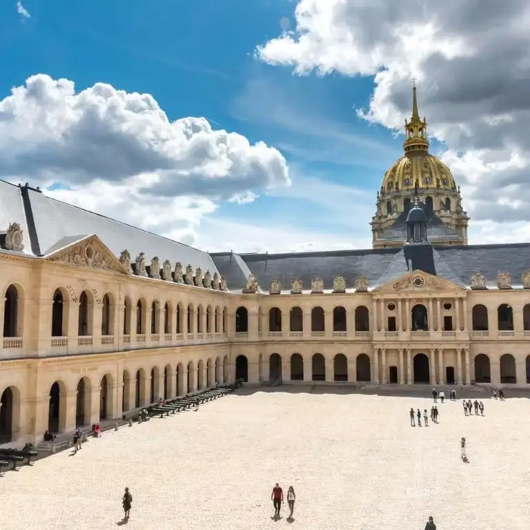 Musée de l'Armée - Les Invalides & Napoleon's Tomb: Entry Ticket