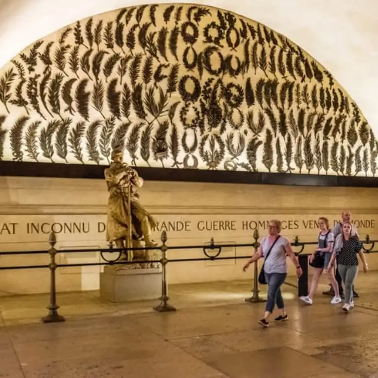 Paris: Arc de Triomphe Rooftop Tickets