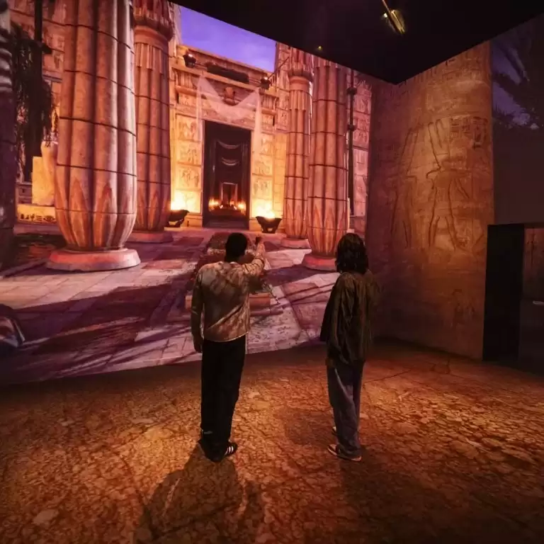 Fabrique des Lumières: The Kingdom of the Pharaohs