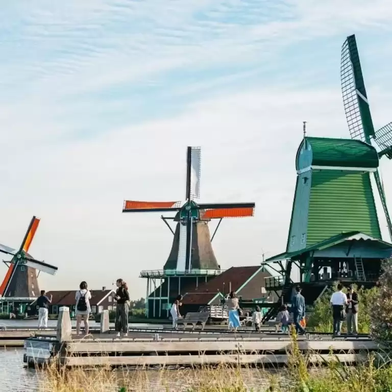 Zaanse Schans, Edam, Volendam & Marken: Half-Day Guided Tour
