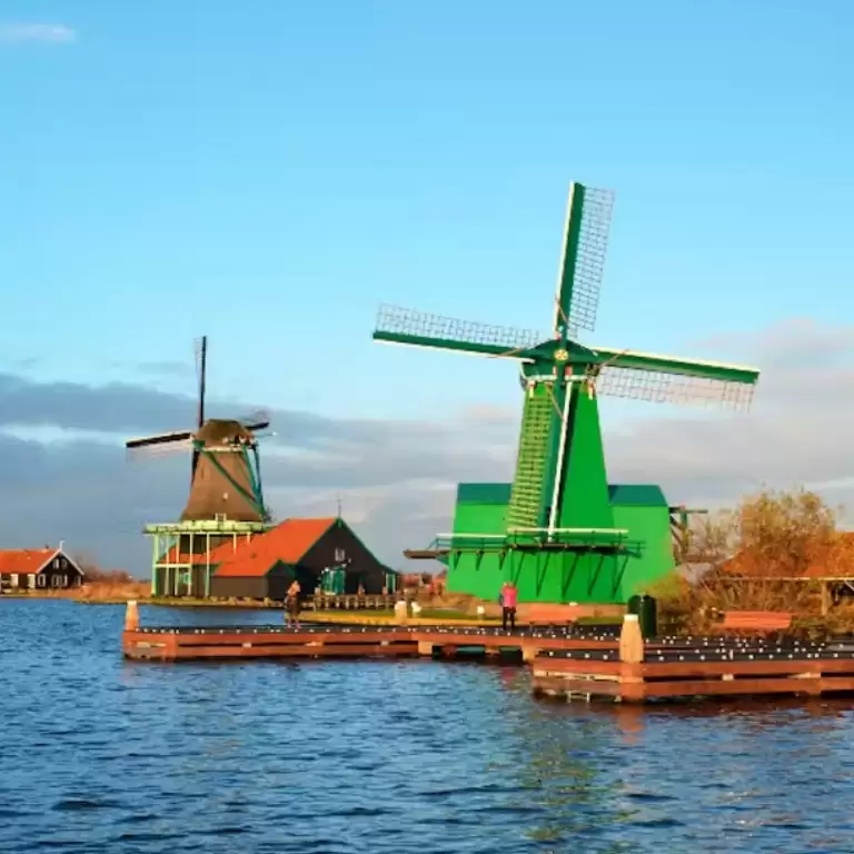 Zaanse Schans Windmills: Half-Day Guided Tour + Transport
