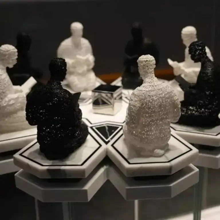 لوور ابو ظہبی میوزیم + مفت روشنی اور امن کا میوزیم