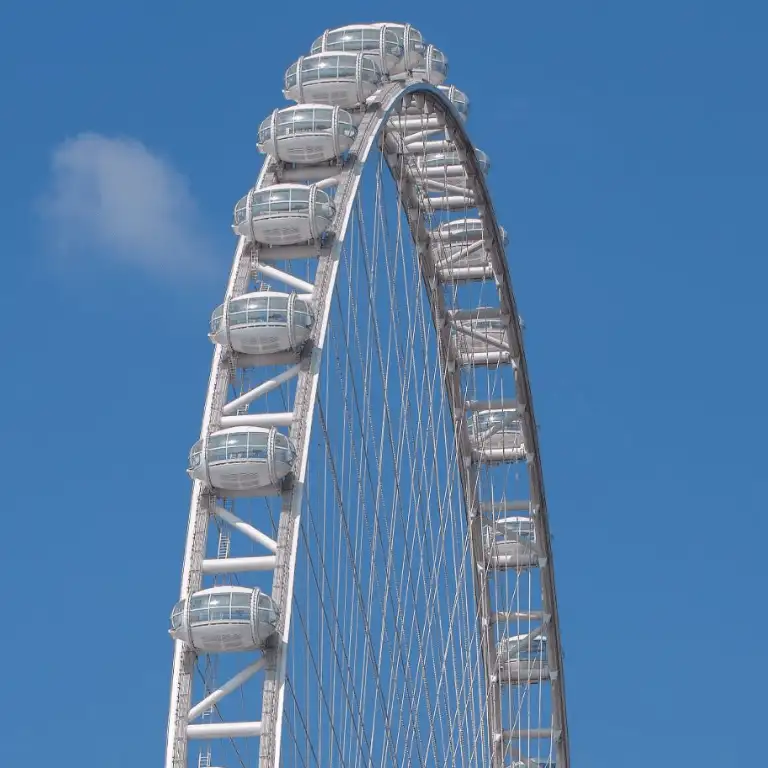 Айн Дубай Премиум с напитком/коктейлем