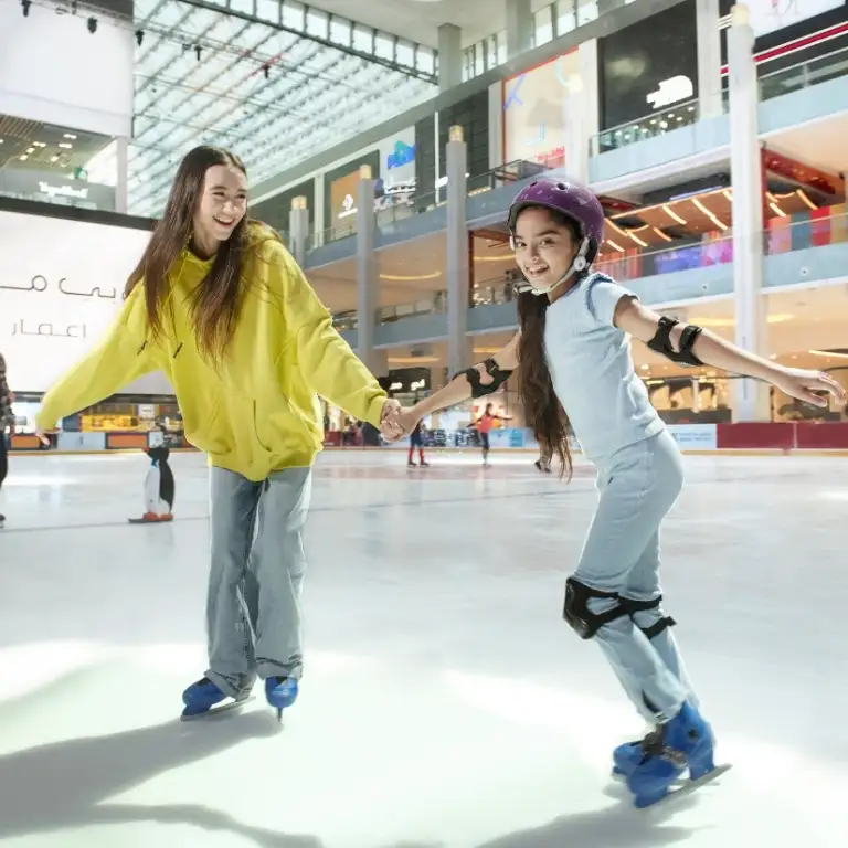 En Üstte, Burç Halife 124. Kat + Dubai Buz Pisti