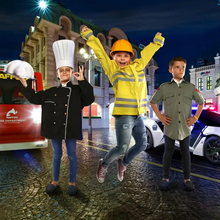 एट द टॉप, बुर्ज खलीफा लेवल 124 + किडज़ानिया दुबई