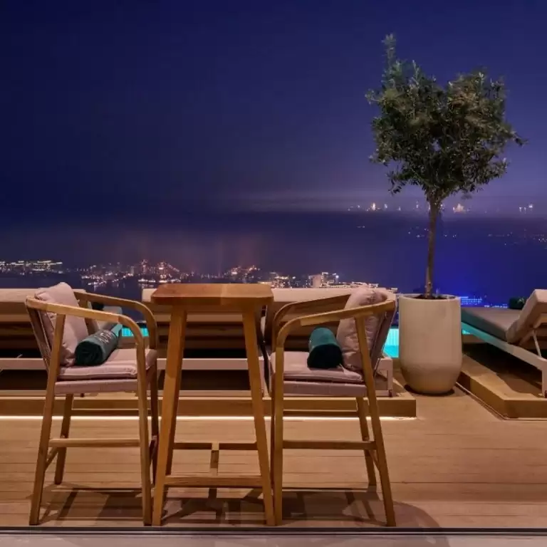 AURA Evening Pool Experience
