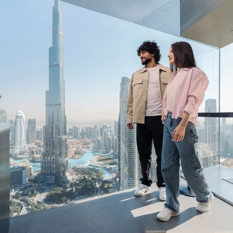 दुबई एक्वेरियम + स्लाइड के साथ स्काई व्यूज़ - कॉम्बो