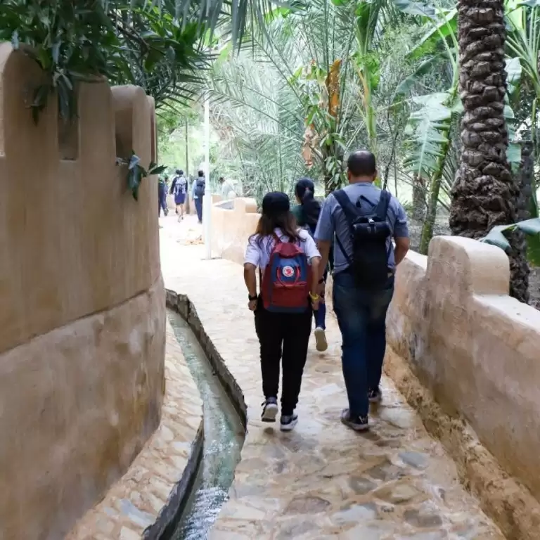 Hatta walk through nature and mountains