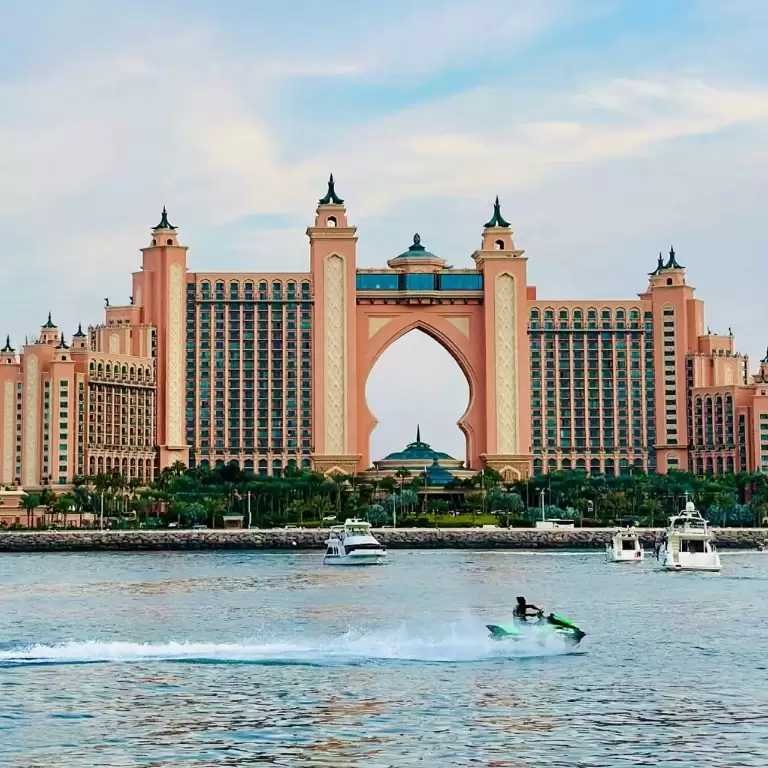 Luxury Shared Yachts Tours With BBQ and Drinks