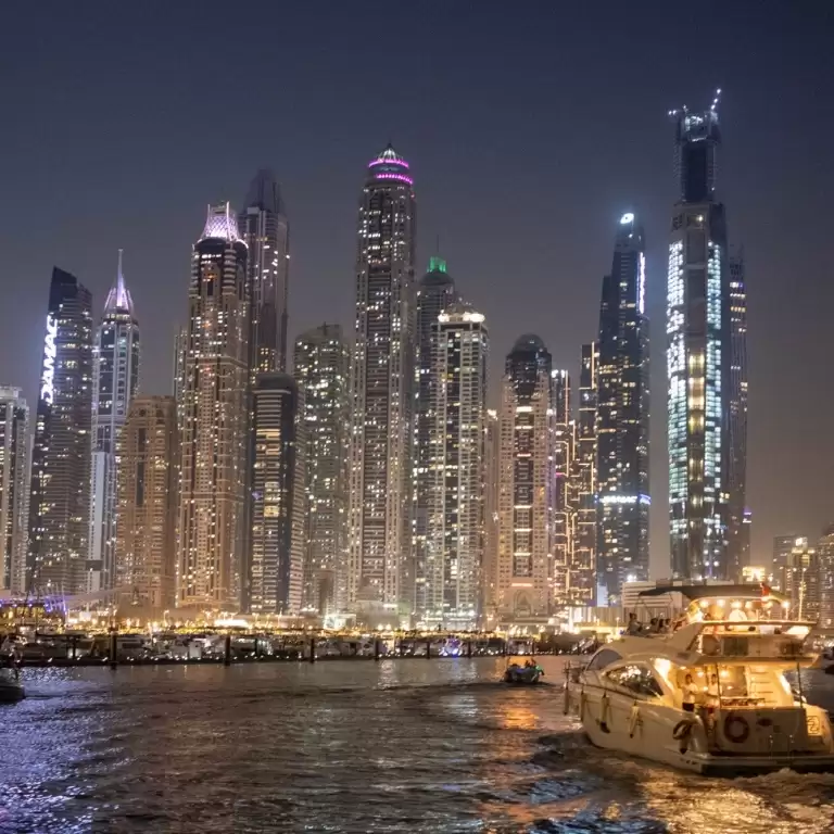 Luxury Shared Yachts Tours With BBQ and Drinks
