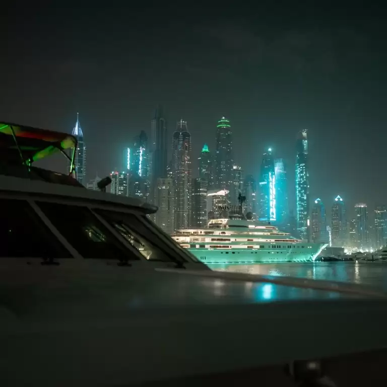 Luxury Shared Yachts Tours With BBQ and Drinks