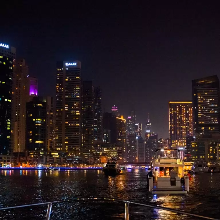 Luxury Shared Yachts Tours With BBQ and Drinks