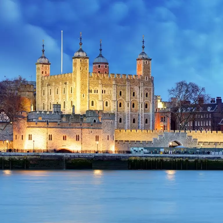 Tower of London and Crown Jewels Tickets