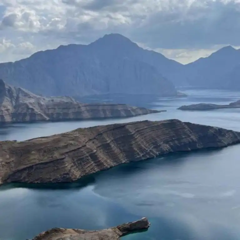 Explore Kumzar Hiking