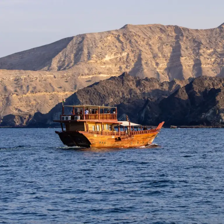 Row the Dhow Sailing Tour