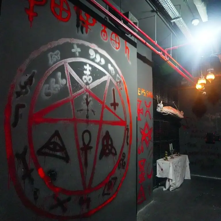 फियर फैक्ट्री – अबू धाबी अल्टीमेट हॉंटेड एस्केप रूम