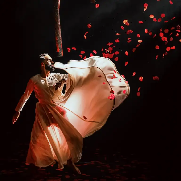 Bulbul'un Şarkıları - Aakash Odedra Şirketi