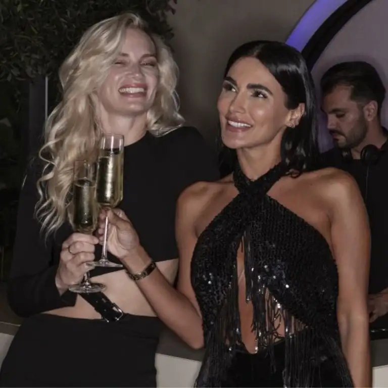 AURA Skypool Dining Experience