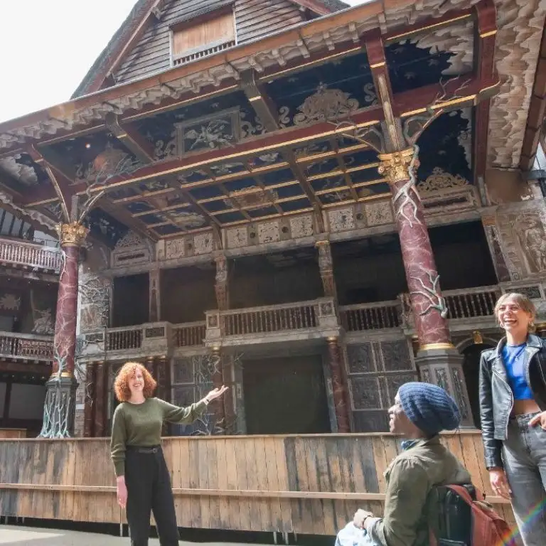 London: Shakespeare's Globe Theatre Guided Tour