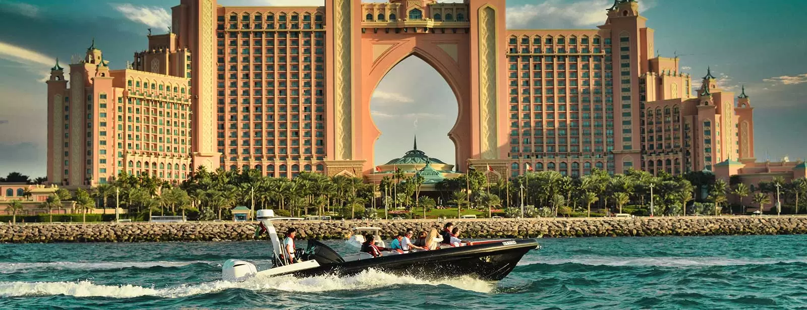 Luxury Speed Boat Tour by The Black Boats