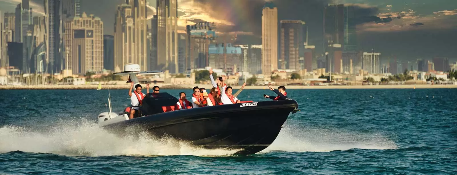 Luxury Speed Boat Tour by The Black Boats