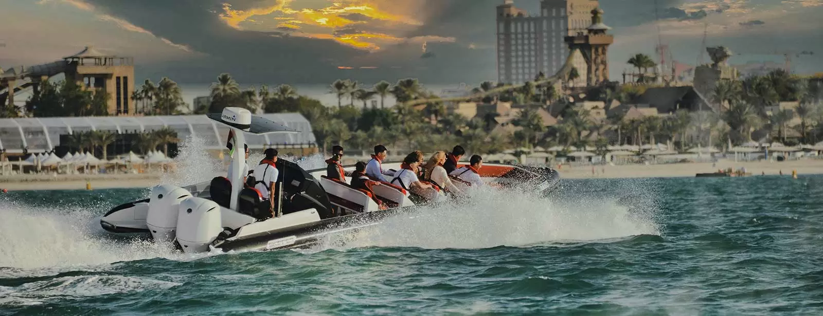 Luxury Speed Boat Tour by The Black Boats