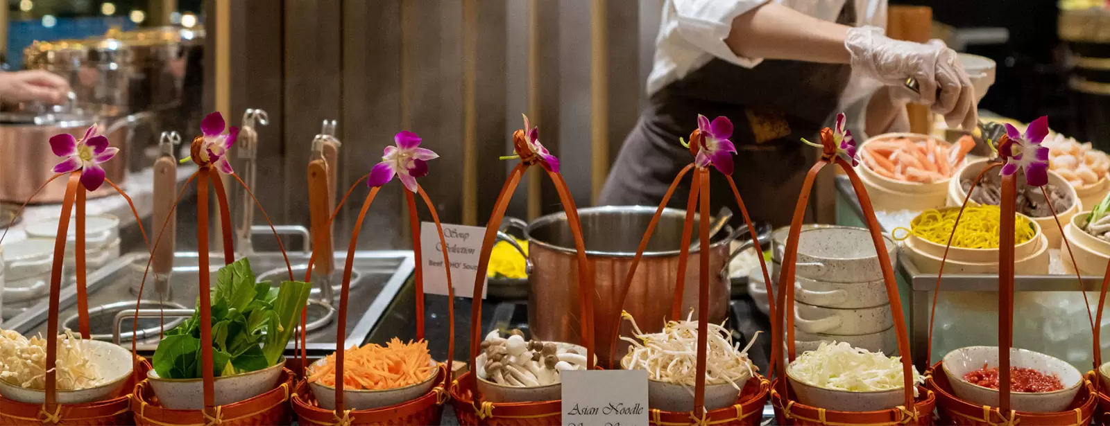 Mundo Dinner Themed Nights - Monday to Friday