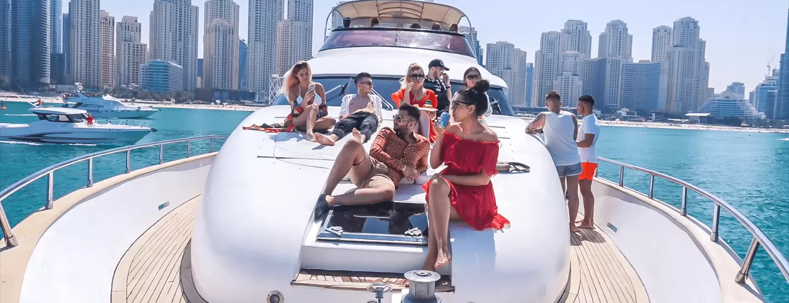 Dubai Marina Three-hour Yacht Tour with Lunch