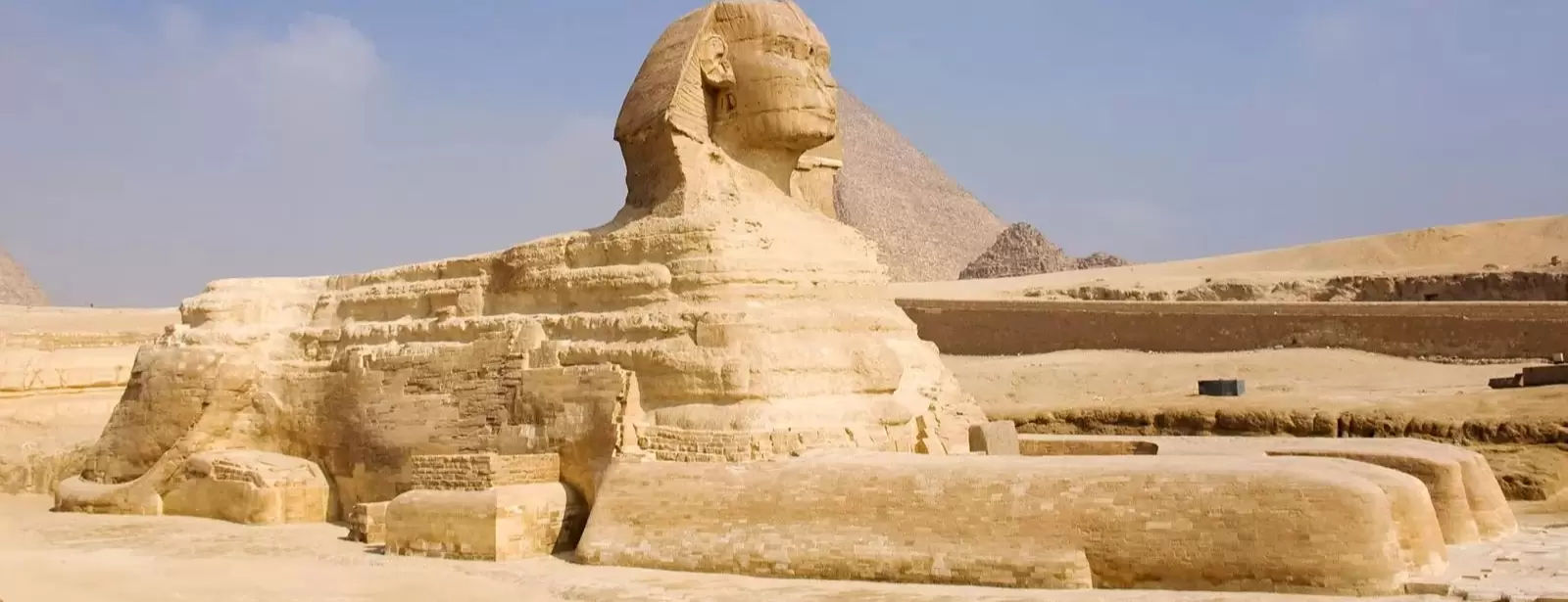A day tour to Giza Pyramids, Grand Sphinx & The Egyptian Museum