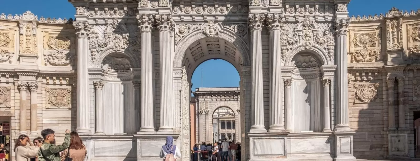 Dolmabahce Palace: Guided Tour