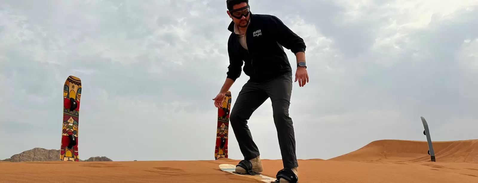 Mleiha Sandsurfer Sandboarding & SUV