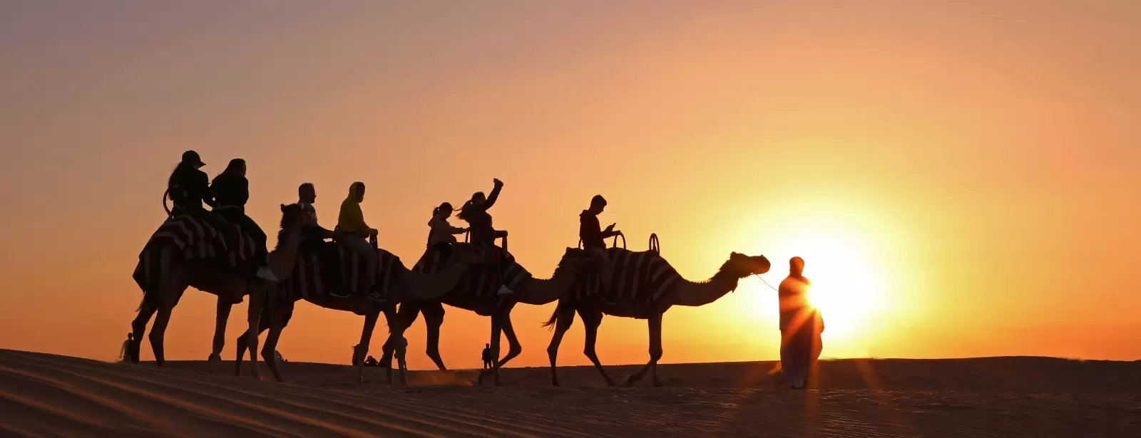 Overnight Red Dune Desert Safari with Dune Bashing, BBQ Dinner & Breakfast