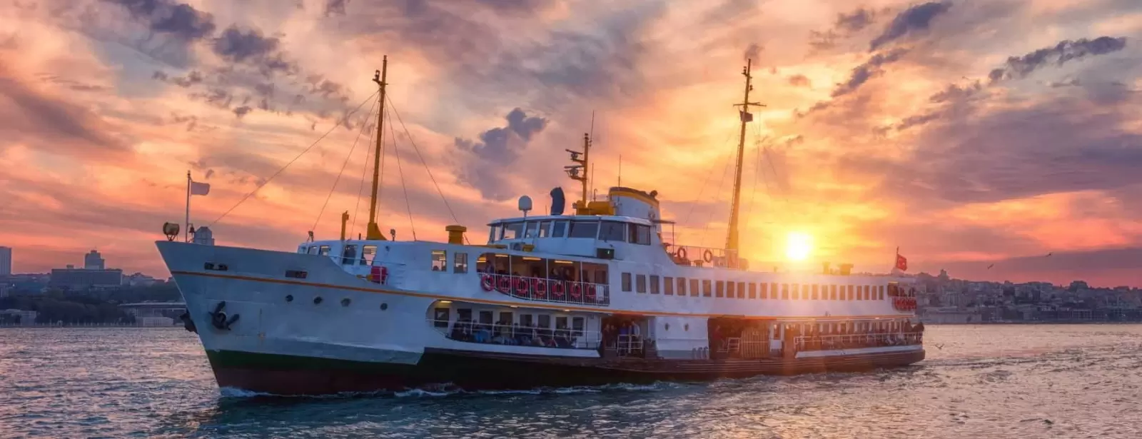 Istanbul: Basilica Cistern, Bosphorus Cruise, Hagia Sophia, Blue Mosque, Grand Bazaar, Guided Tour