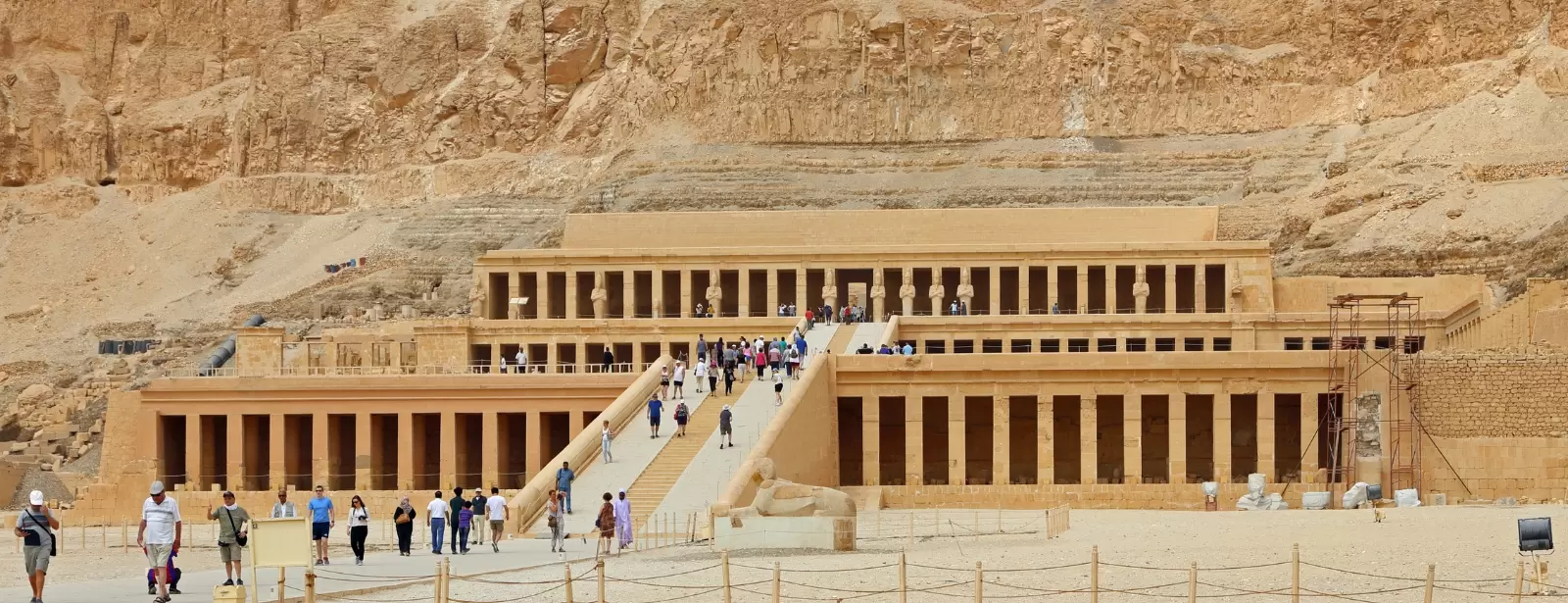 Luxor Deluxe guided tour from Hurghada