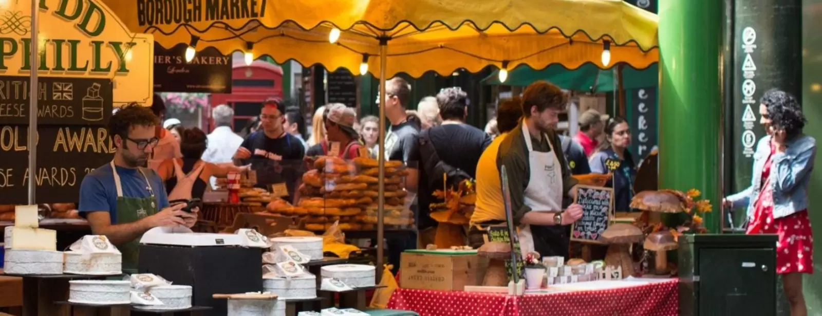 Eat 8 English Foods & See 30+ London Sights Walking Tour!