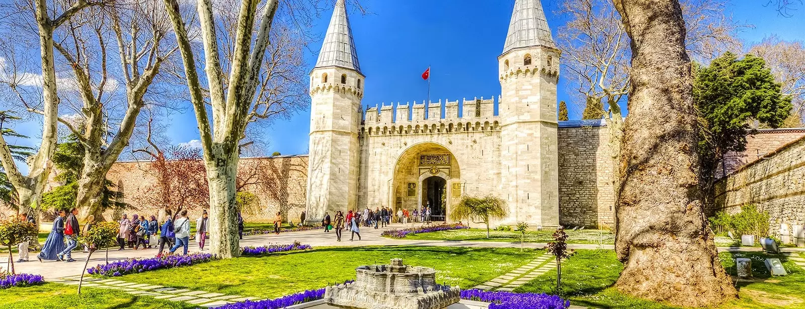Topkapi Palace & Harem Museum Ticket & Audio Guide