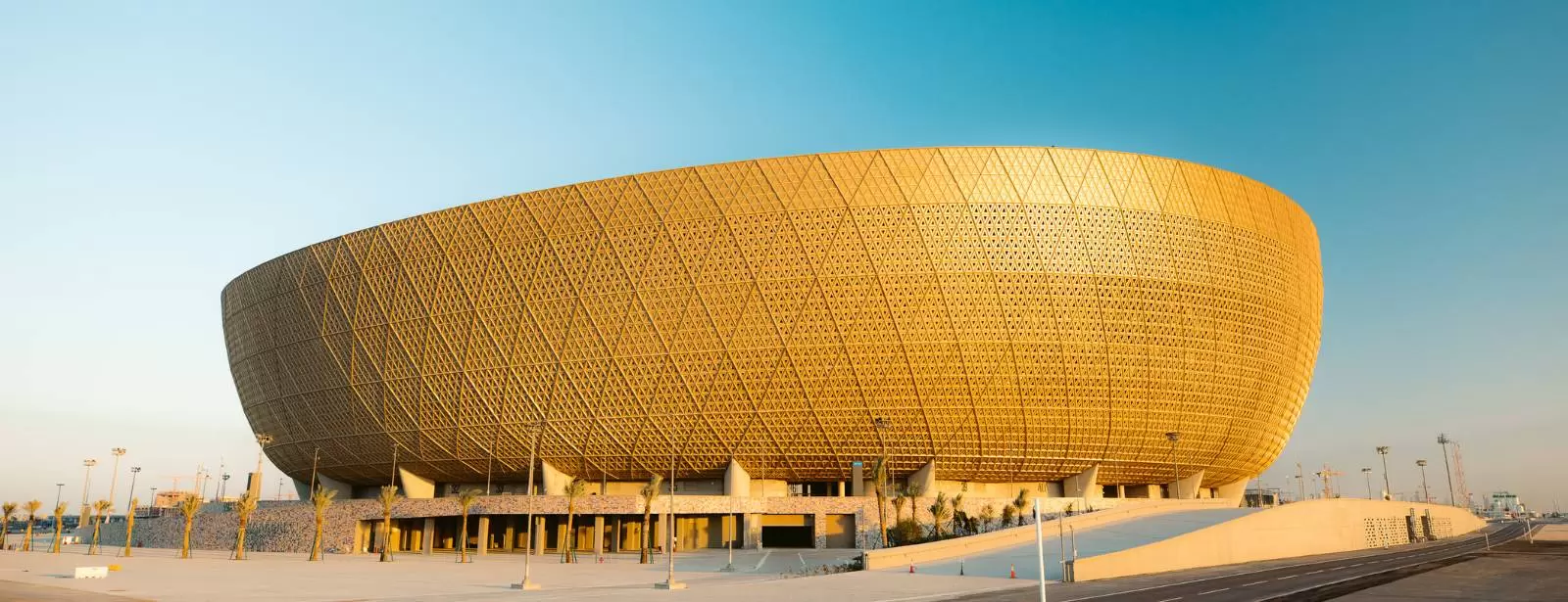 Discover the Essence of Doha with a Sports and Cultural Tour