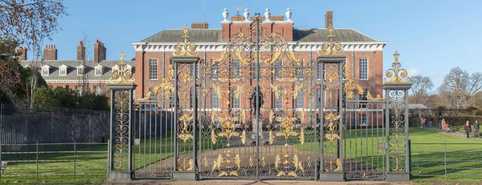 Westminster 3 Hour Walking Tour & Visit Kensington Palace