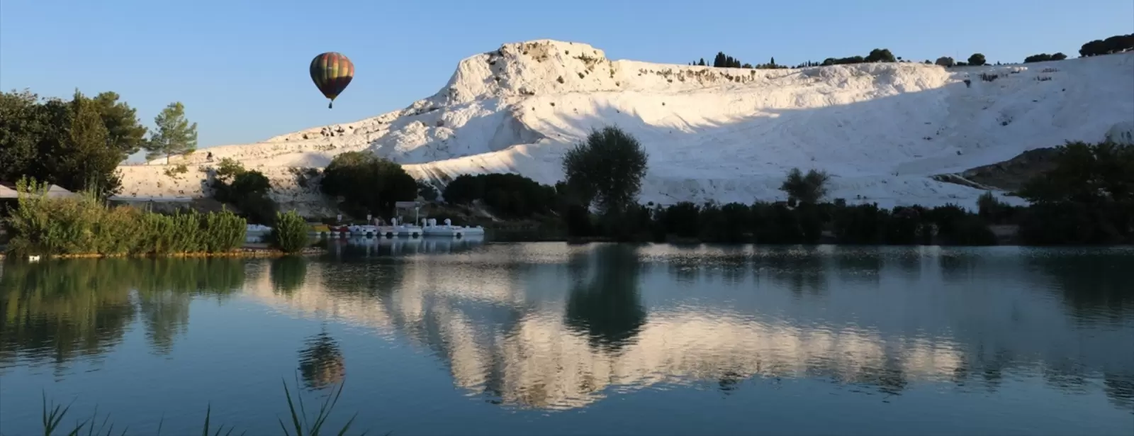 Sunrise Hot Air Balloon in Pamukkale