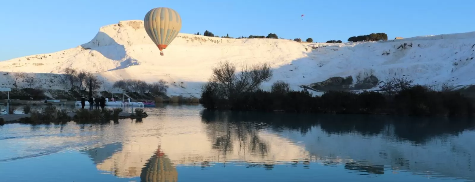 Sunrise Hot Air Balloon in Pamukkale