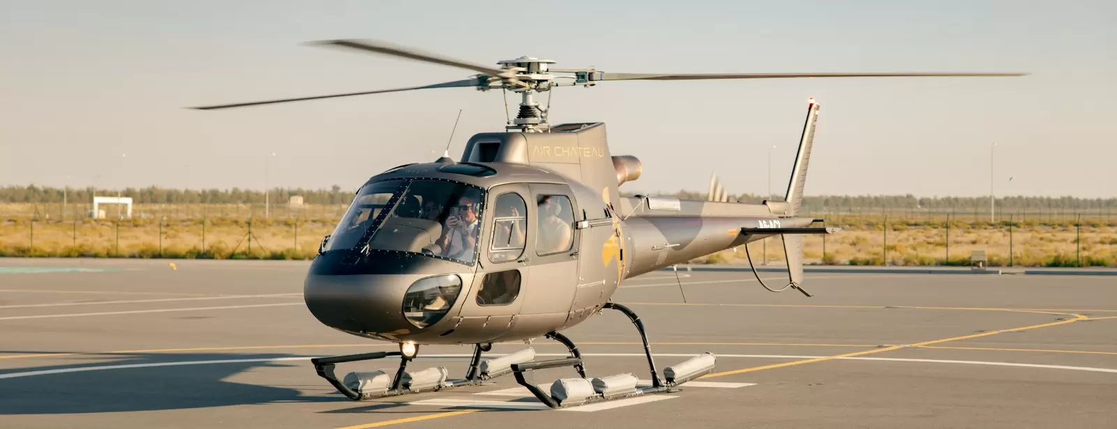 30-Minute Helicopter Tour over Dubai with free Transfers