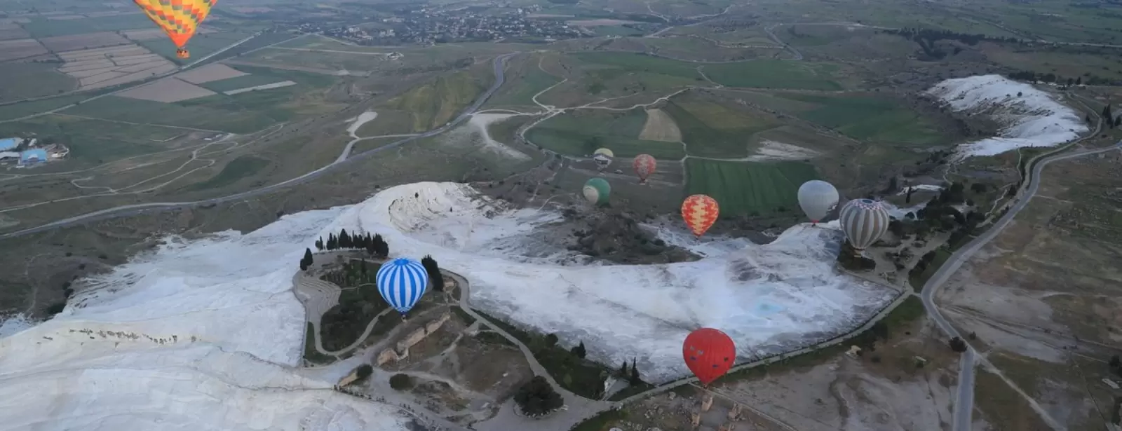 Sunrise Hot Air Balloon in Pamukkale