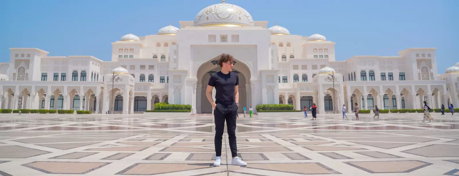 Premium Abu Dhabi Full-Day Sightseeing Tour from Dubai