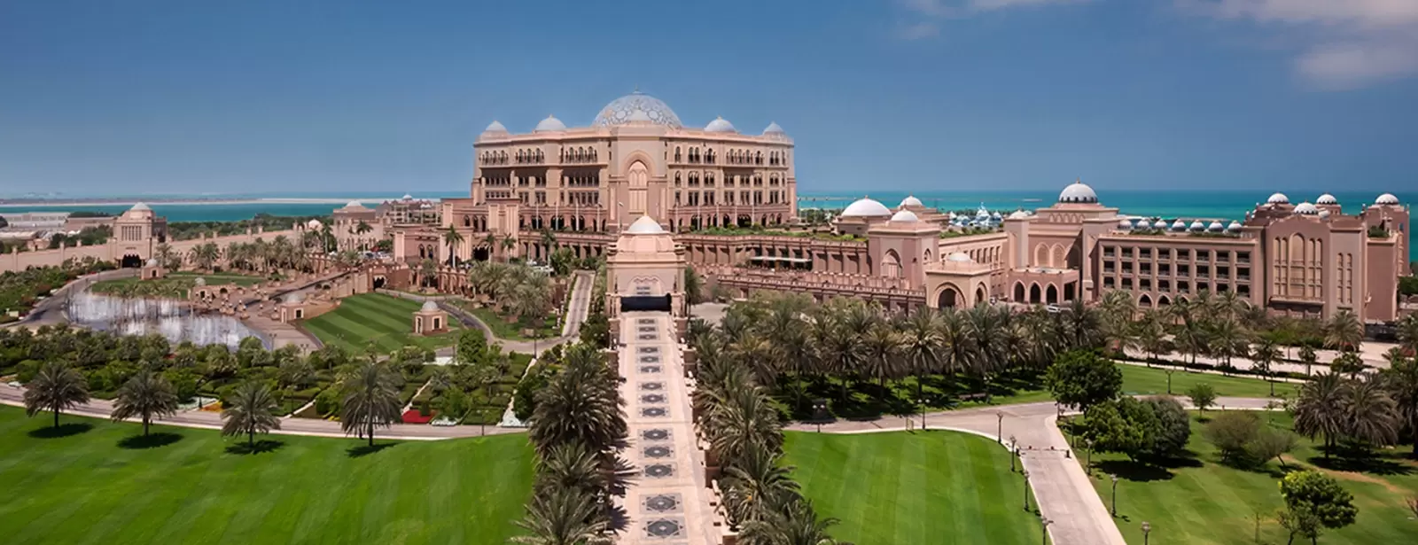 Premium Abu Dhabi Full-Day Sightseeing Tour from Dubai