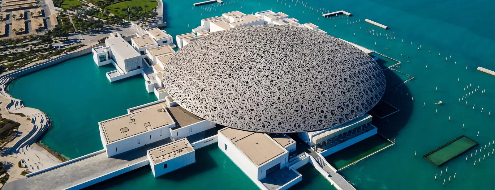 Louvre Museum Abu Dhabi and Grand Mosque Tour from Dubai