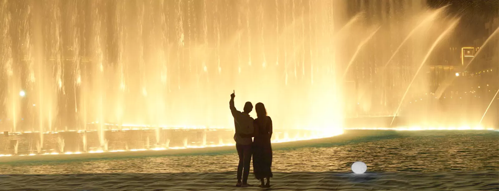 Dubai Fountain Boardwalk