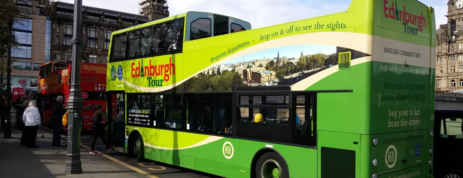 Hop on Hop off Edinburgh Bus Tours